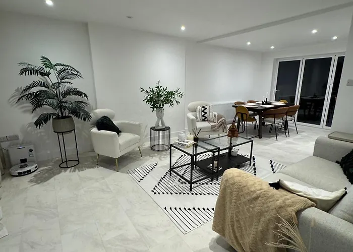 Kwatera prywatna Cozy Private With Private Bathroom Bristol