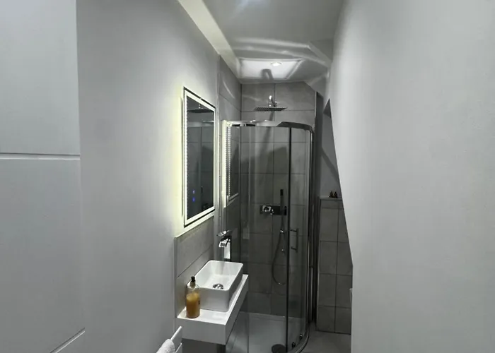 Accommodatie bij particulieren Cozy Private With Private Bathroom *